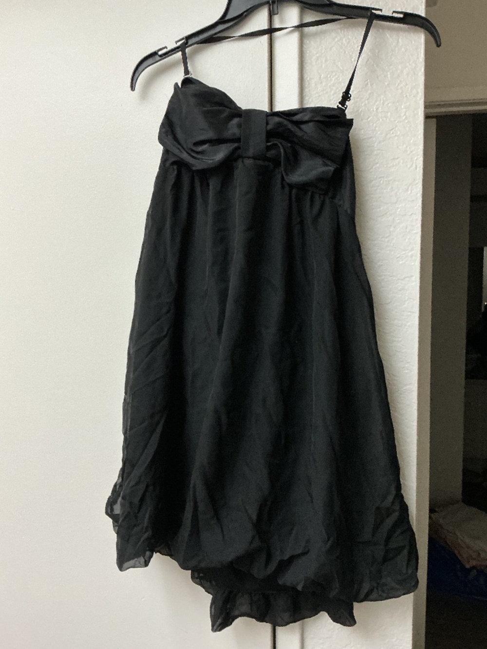 Y2K Bow bubble party dress polyester elastic back with strap.  Black size Large